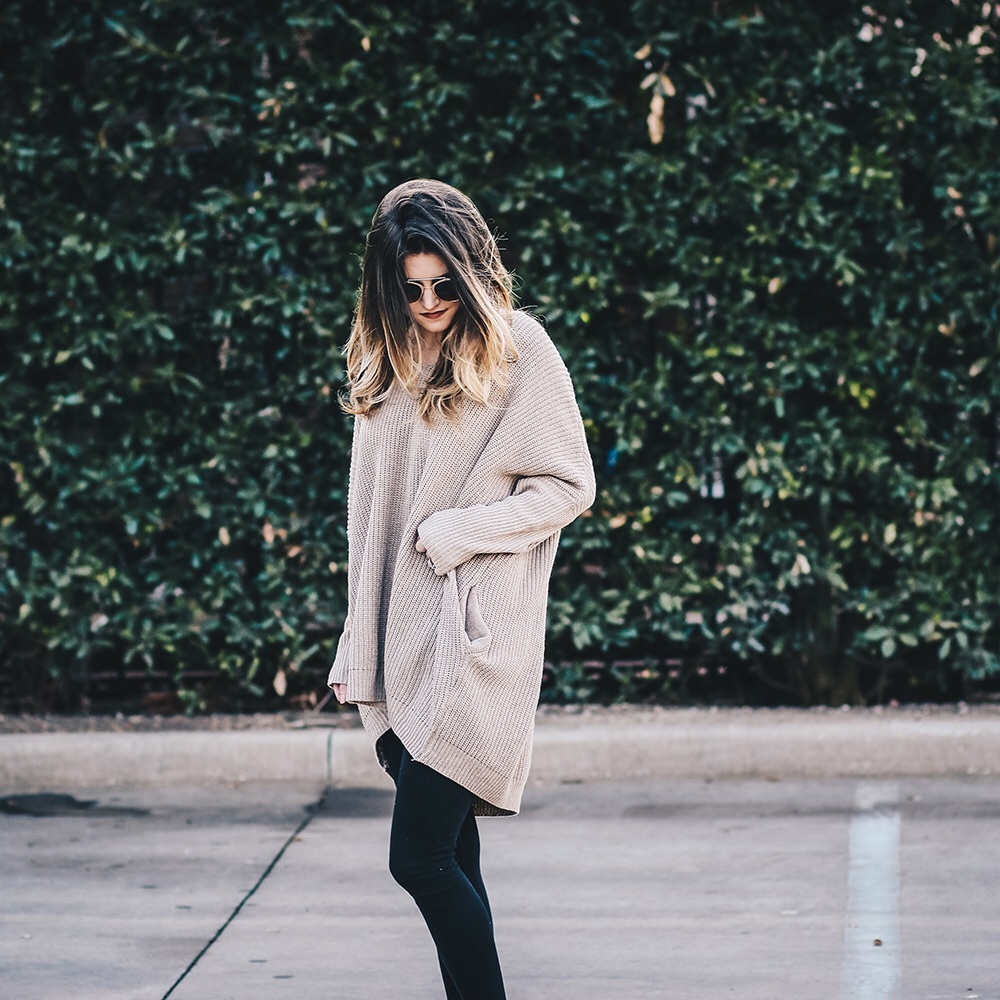 Ribbed Knit Oversized Sweater with Pocket Detail